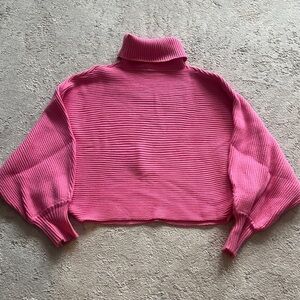 ZARA TurtleNeck Cropped Sweater Bubblegum Pink Ladies Size S
Oversized